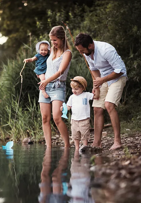 Fishing family